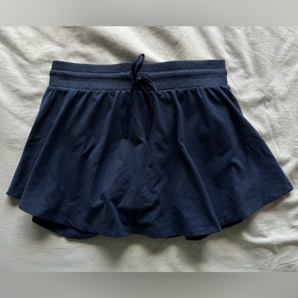 Fabletics Navy Heather Cloud Jersey Skort